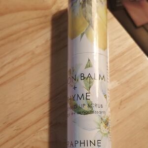 💛🍋Seraphine Lemon and Thyme Lip Scrub